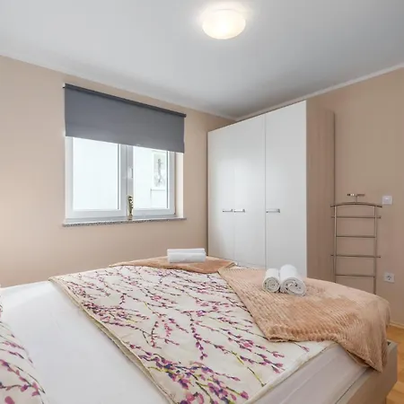 Andrea Apartman Porec